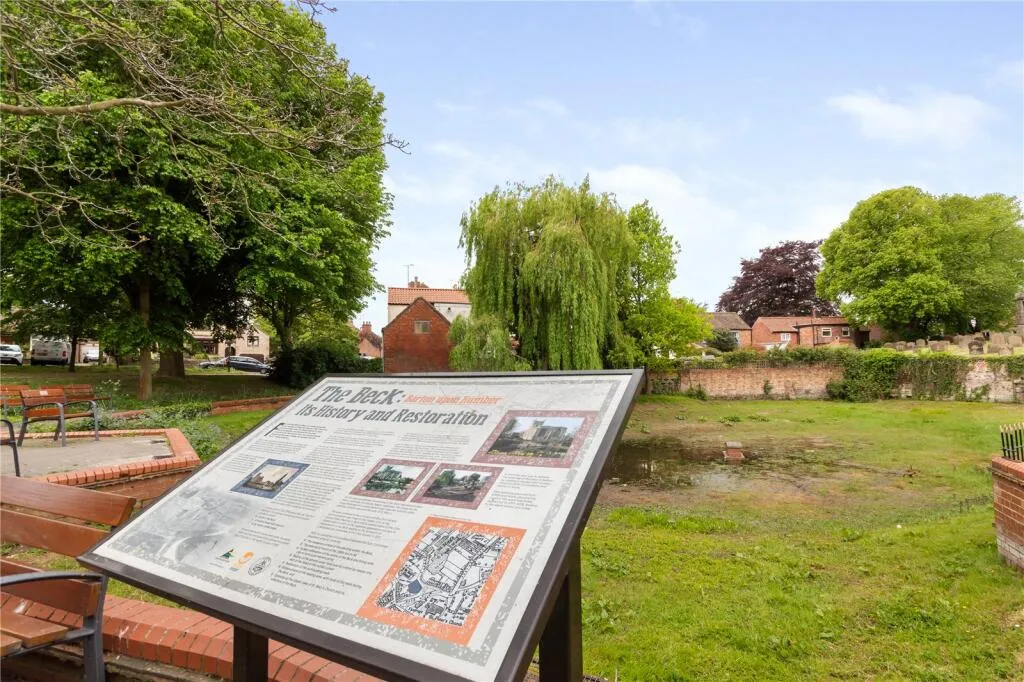 2 bed End of Terrace