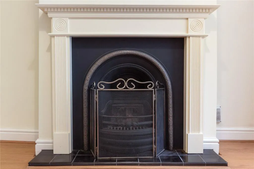 2 bed End of Terrace