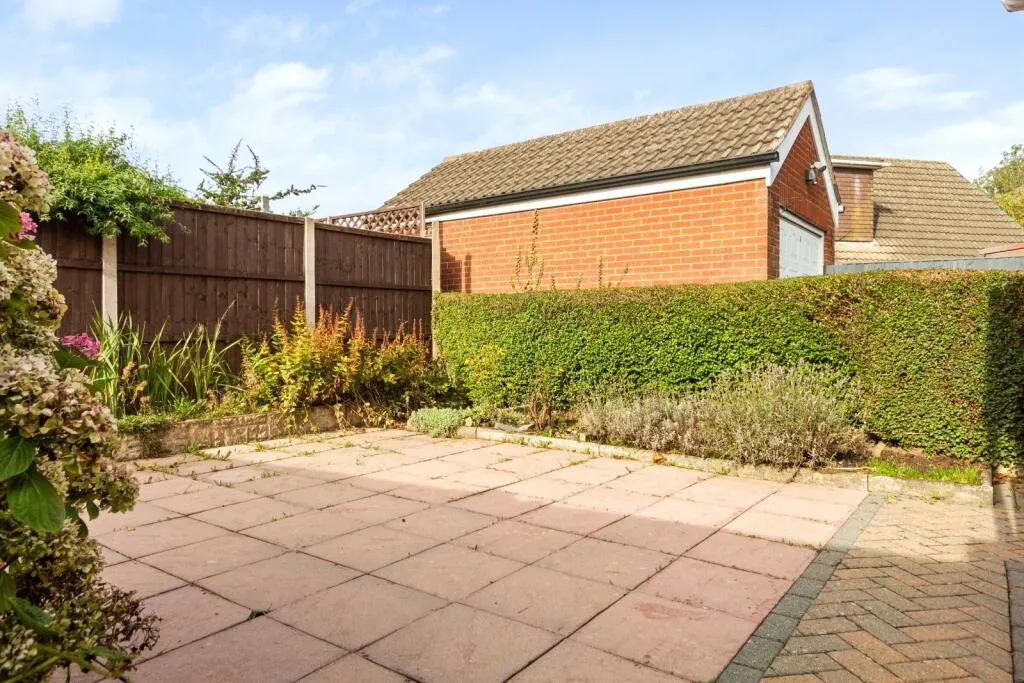 3 bed Detached Bungalow