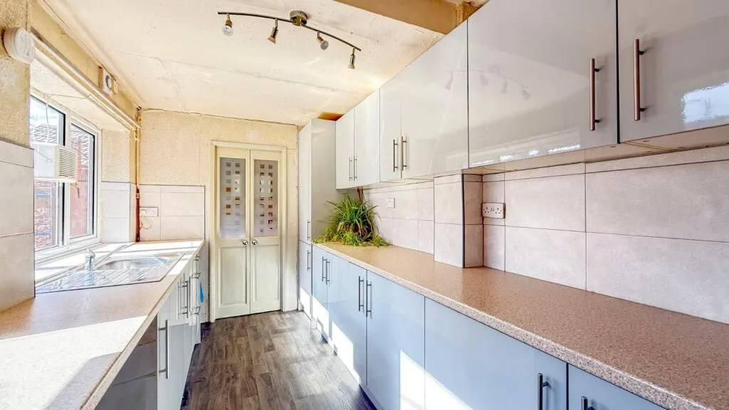 3 bed Terraced