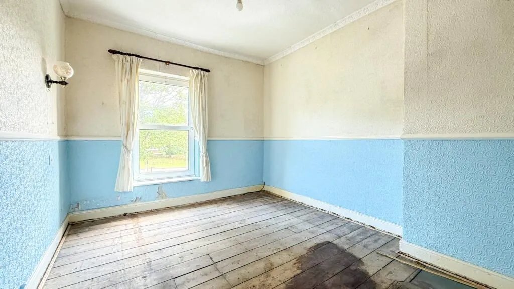 3 bed Terraced