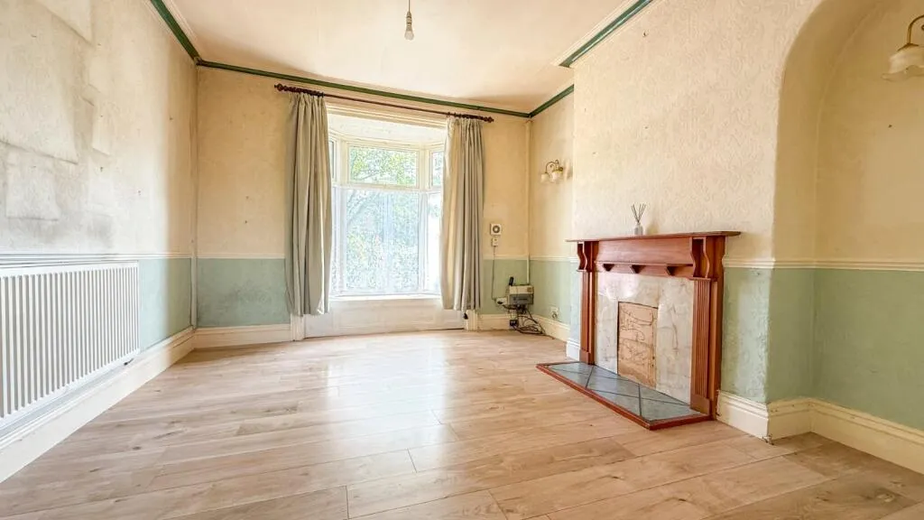 3 bed Terraced