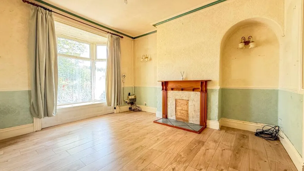 3 bed Terraced