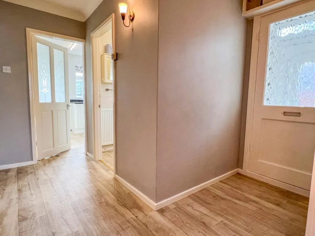2 bed Semi-Detached Bungalow