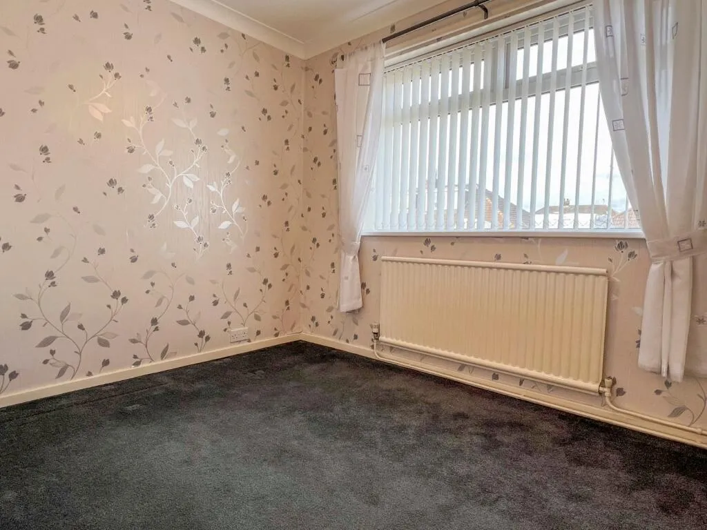 2 bed Semi-Detached Bungalow