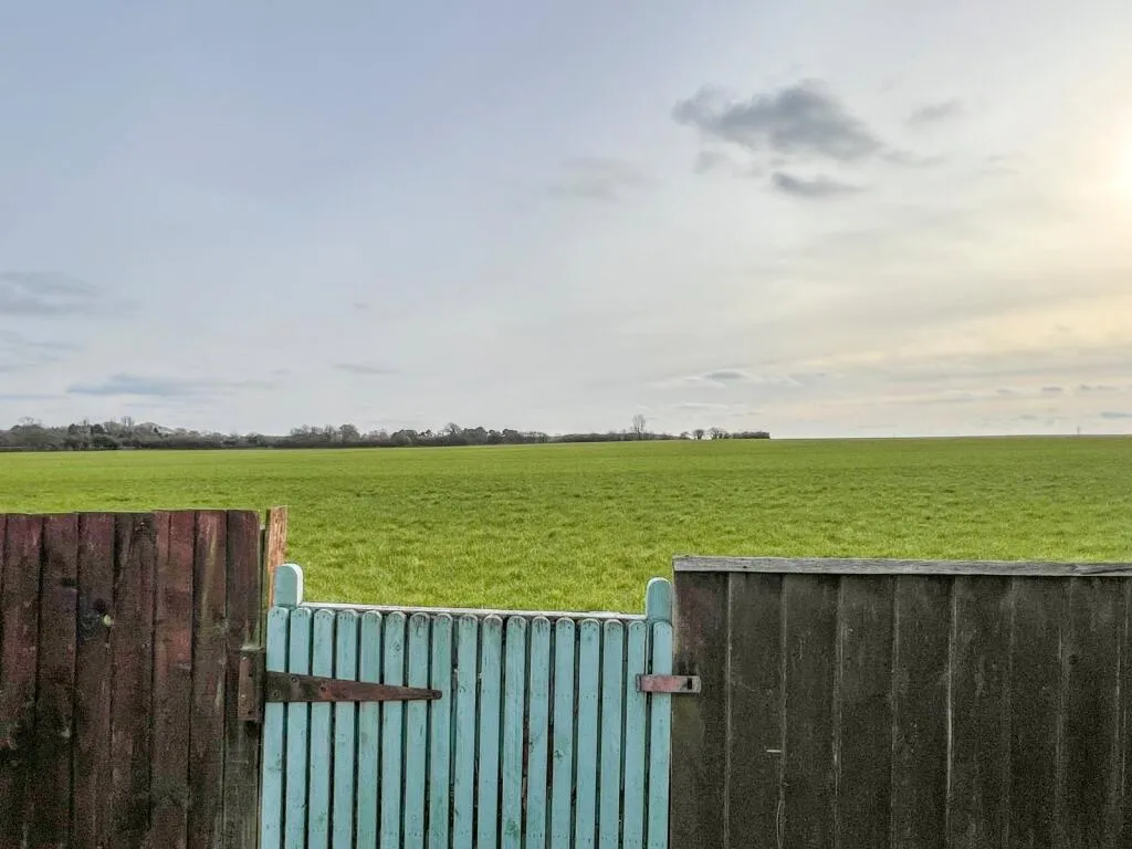 2 bed Semi-Detached Bungalow