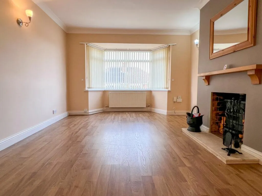 2 bed Semi-Detached Bungalow