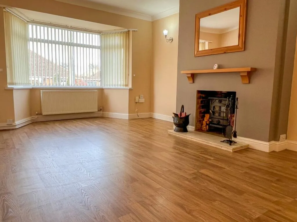 2 bed Semi-Detached Bungalow