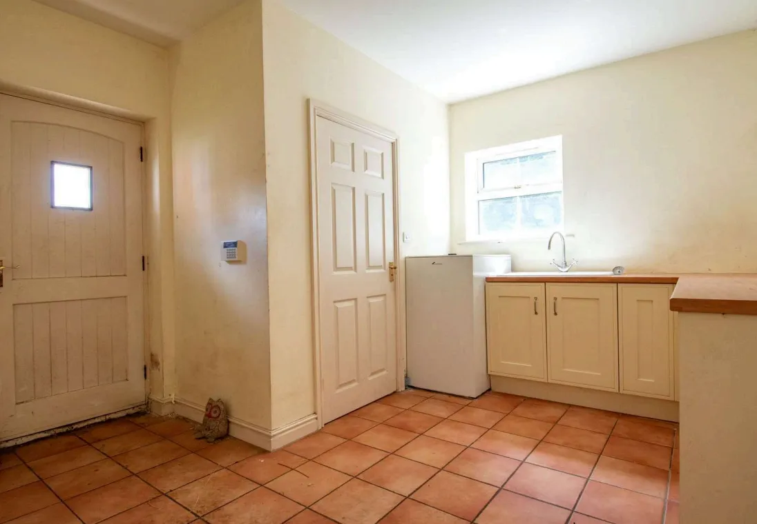 4 bed House