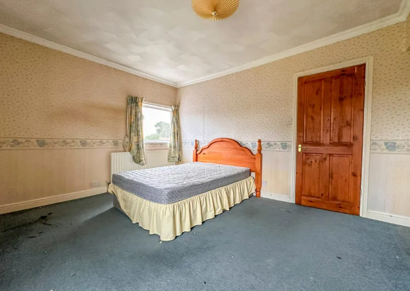 3 bed End of Terrace