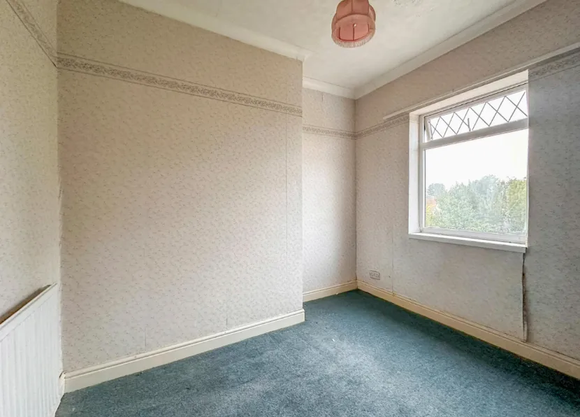 3 bed End of Terrace