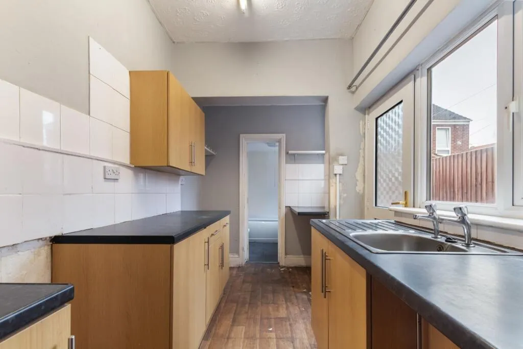 2 bed House