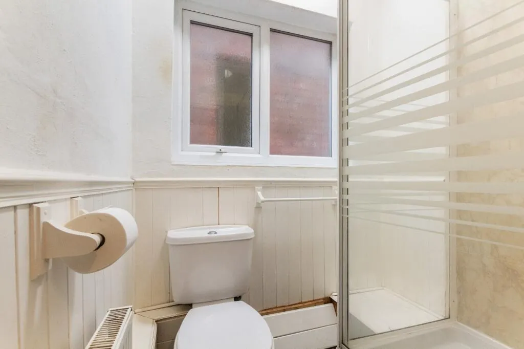 2 bed House