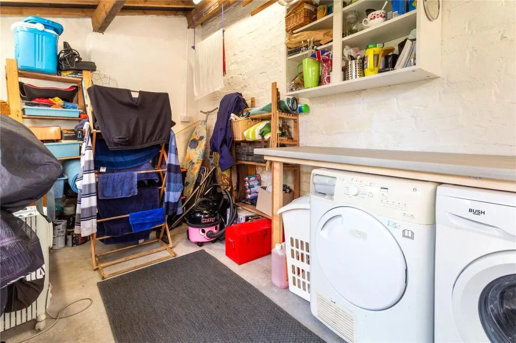 2 bed Semi-Detached