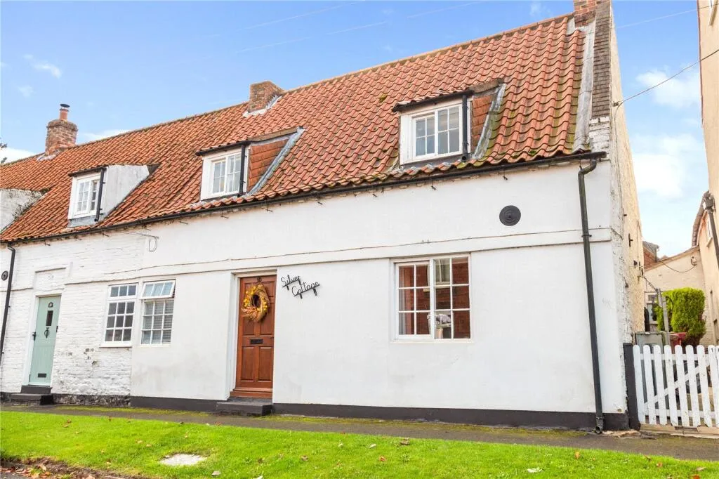 2 bed Semi-Detached