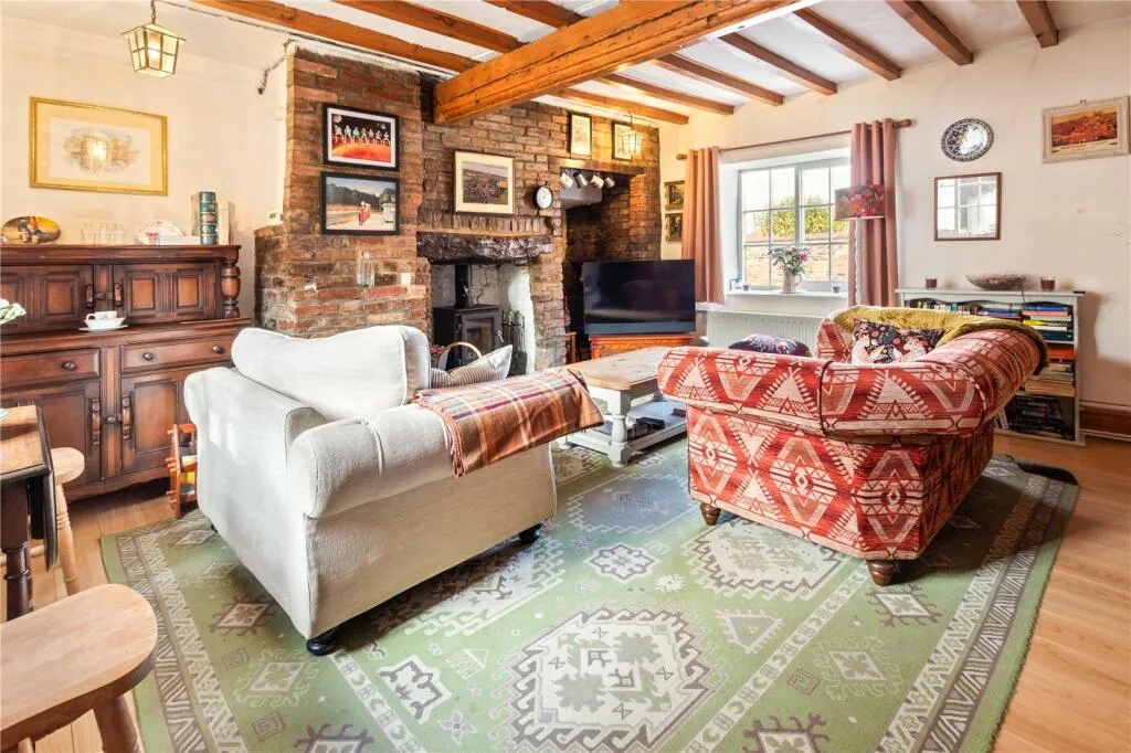 2 bed Semi-Detached