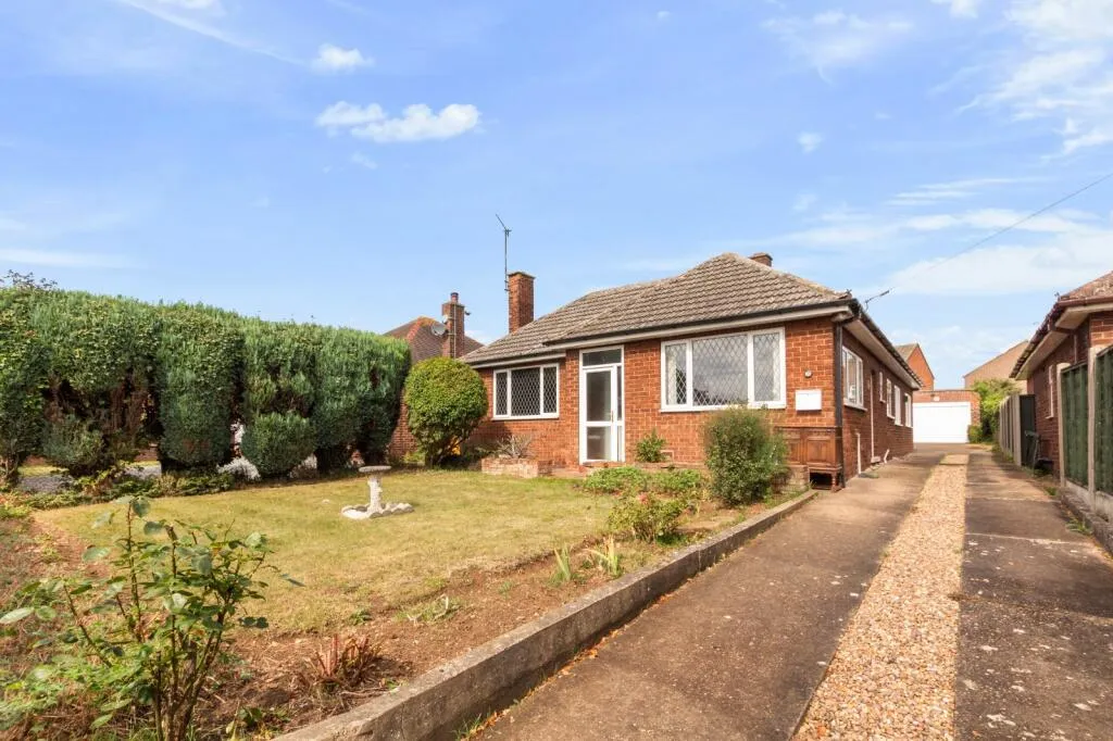 3 bed Detached Bungalow