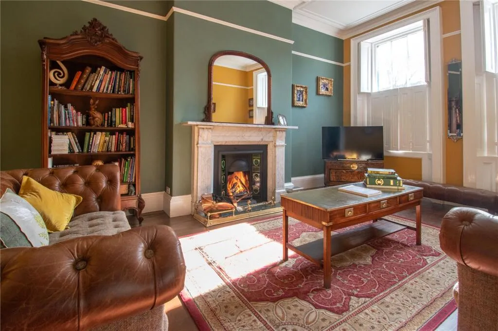 7 bed Character Property