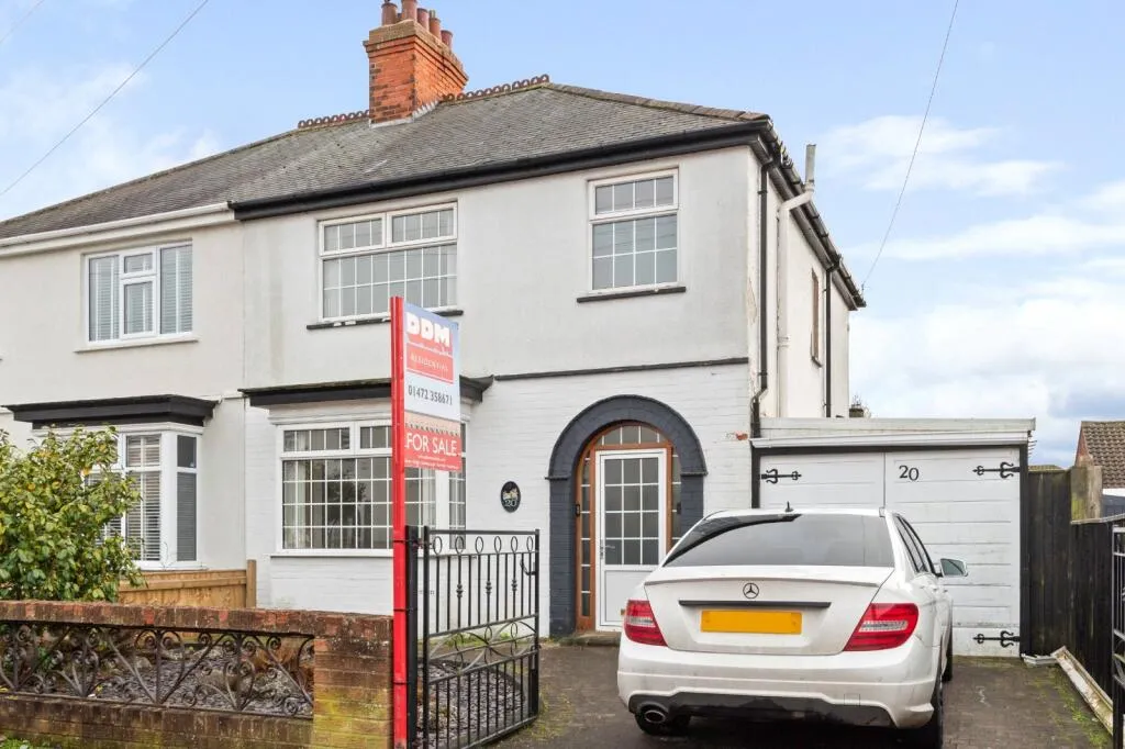 3 bed Semi-Detached