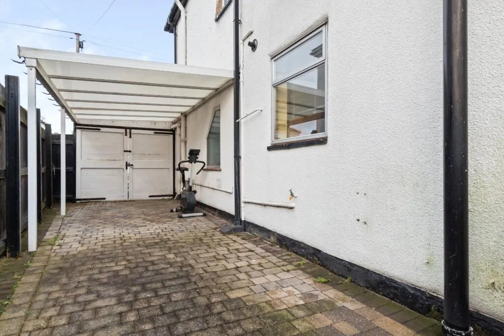 3 bed Semi-Detached