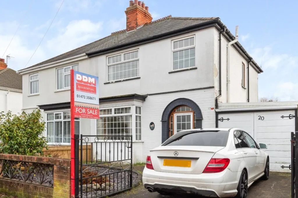 3 bed Semi-Detached