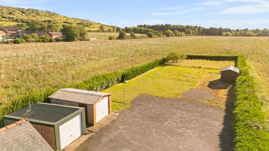 2 bed Detached Bungalow