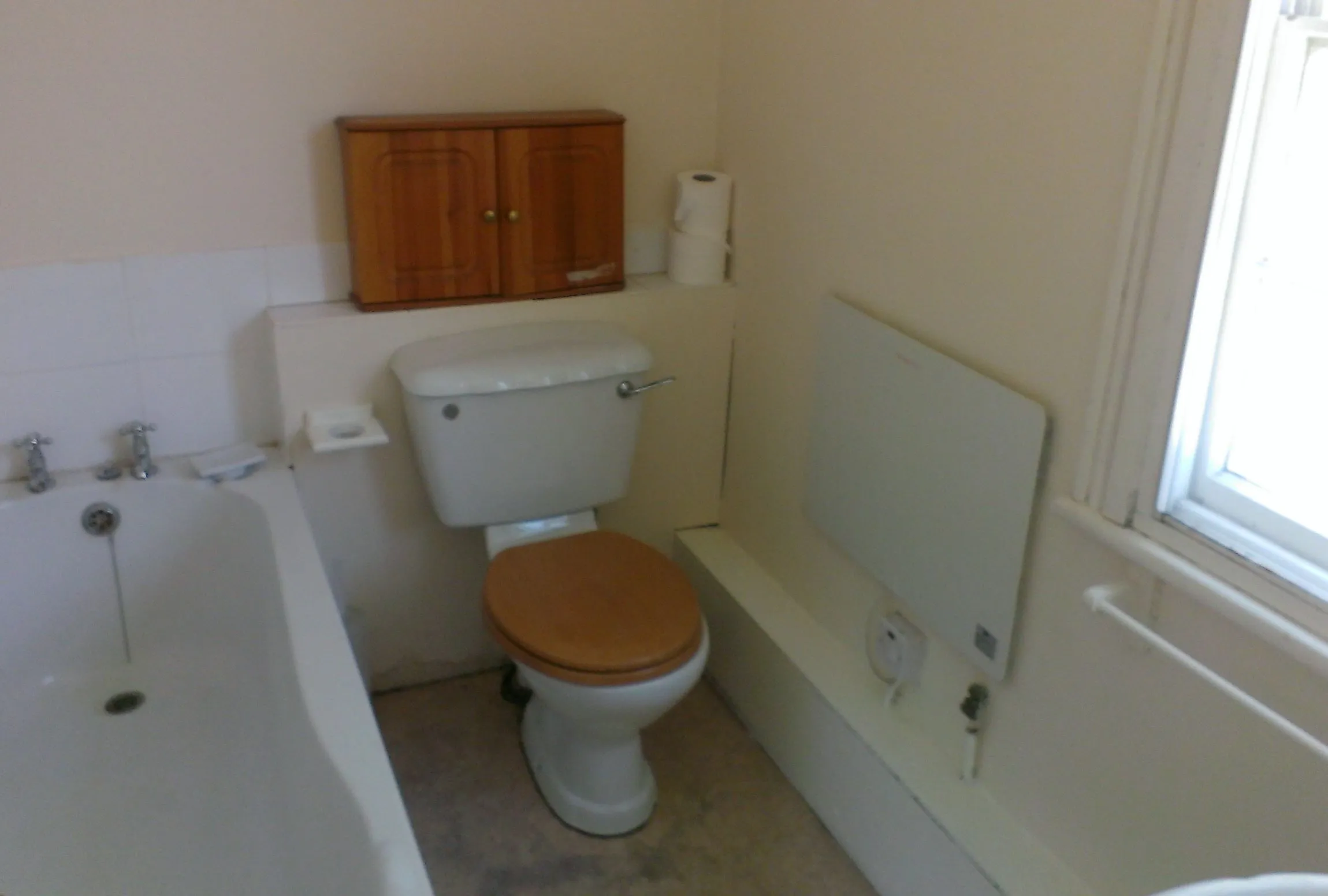 VACANT ONE BEDROOM GROUND FLOOR FLAT SITUATED IN A GRADE II LISTED BUILDING IN THE HEART OF BRAINTREE