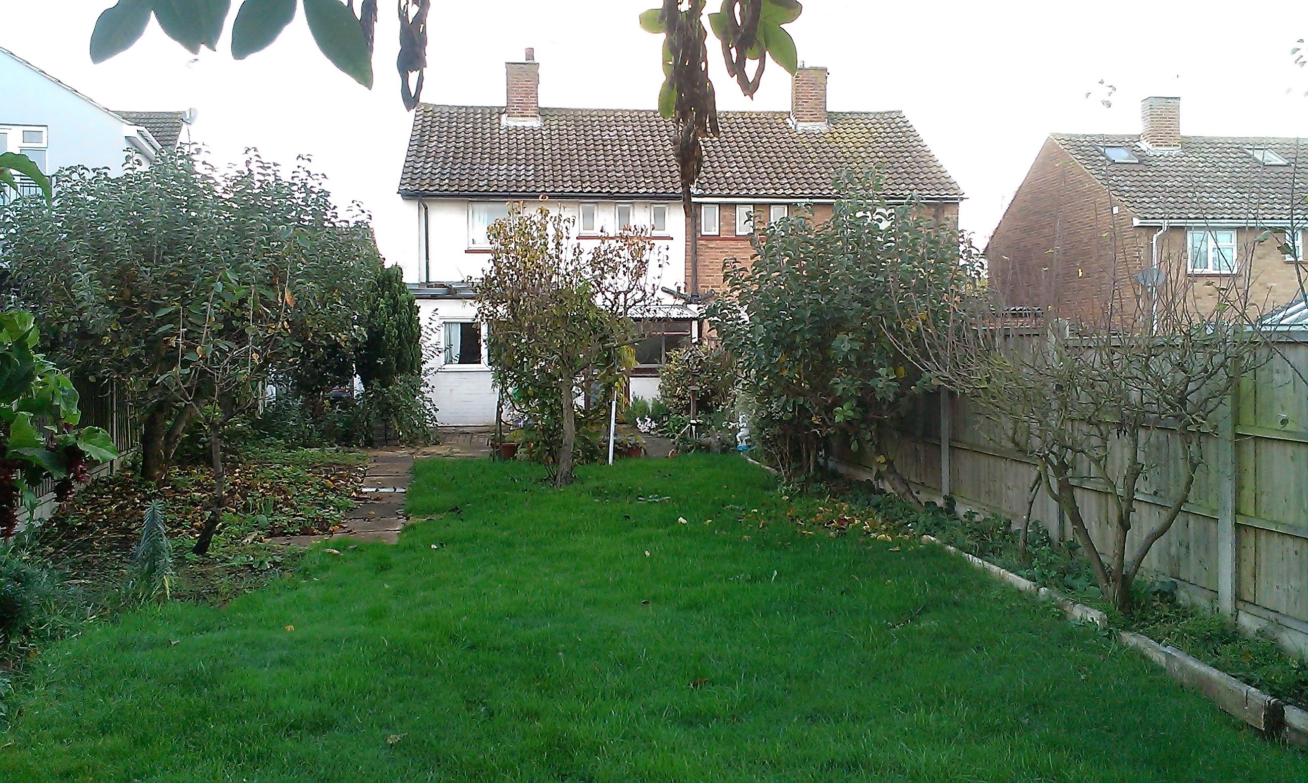 A VACANT FREEHOLD THREE BEDOOM SEMI-DETACHED HOUSE WITH AN ANNEXE GIVING FURTHER GROUND FLOOR ACCOMMODATION 