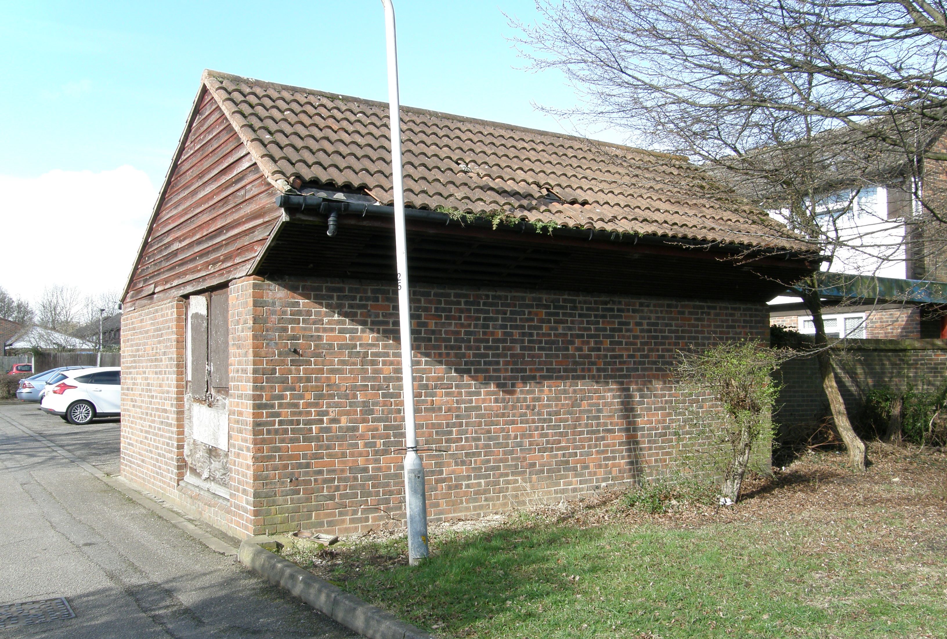 A FREEHOLD FORMER SUB STATION BUILDING, THE PROPERTY HAS BEEN GRANTED PLANNING PERMISSION TO BE CONVERTED TO A DOUBLE GARAGE, IT IS CONSIDERED IT MAY HAVE POTENTIAL FOR OTHER USES SUBJECT TO THE NECESSARY CONSENTS