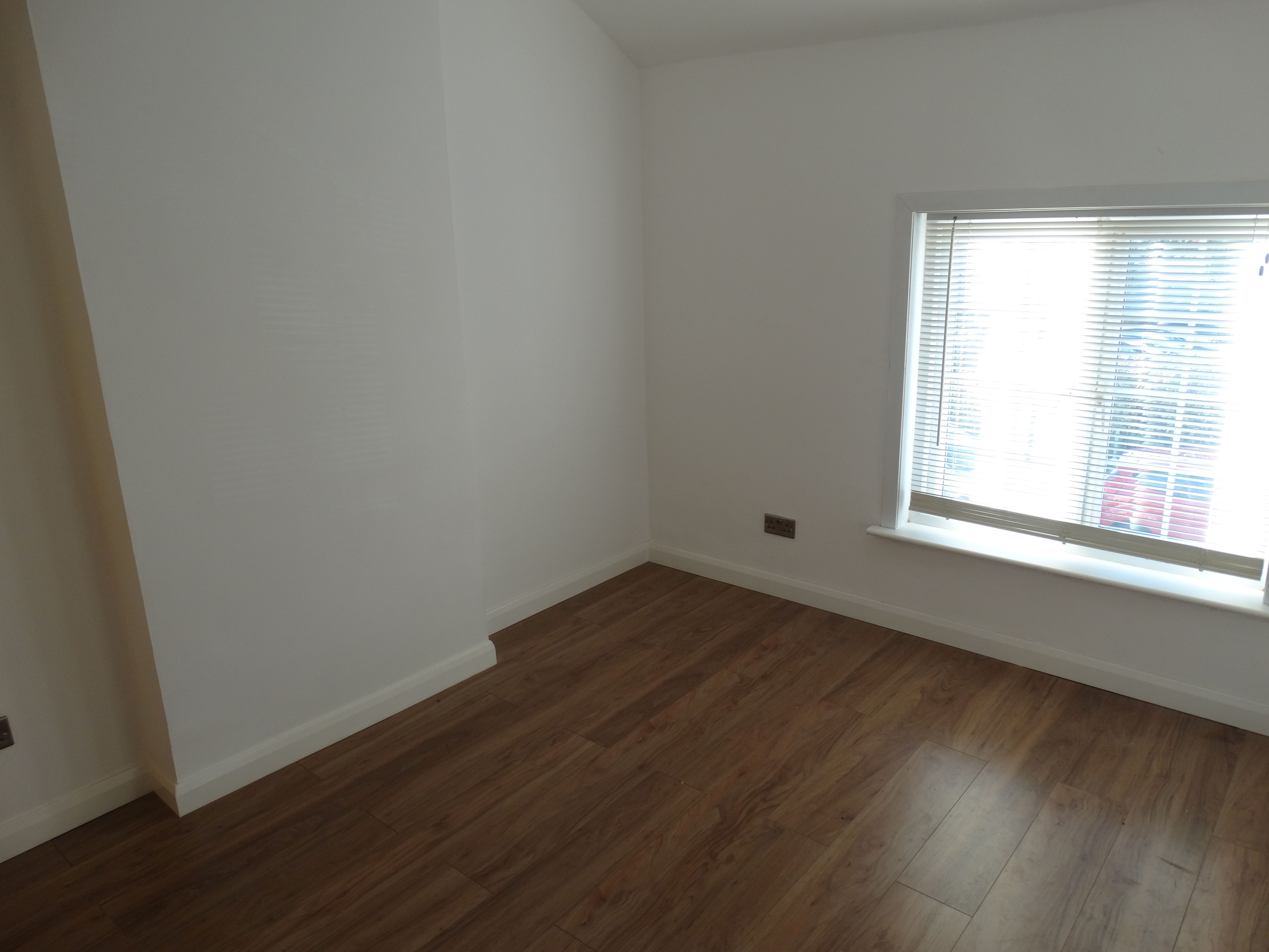 BUY TO LET INVESTMENT: A FREEHOLD HOUSE WITH TENANT IN SITU PROVIDING AN INCOME OF £10,500 PER ANNUM. A 6.5% YIELD OF THE GUIDE PRICE
