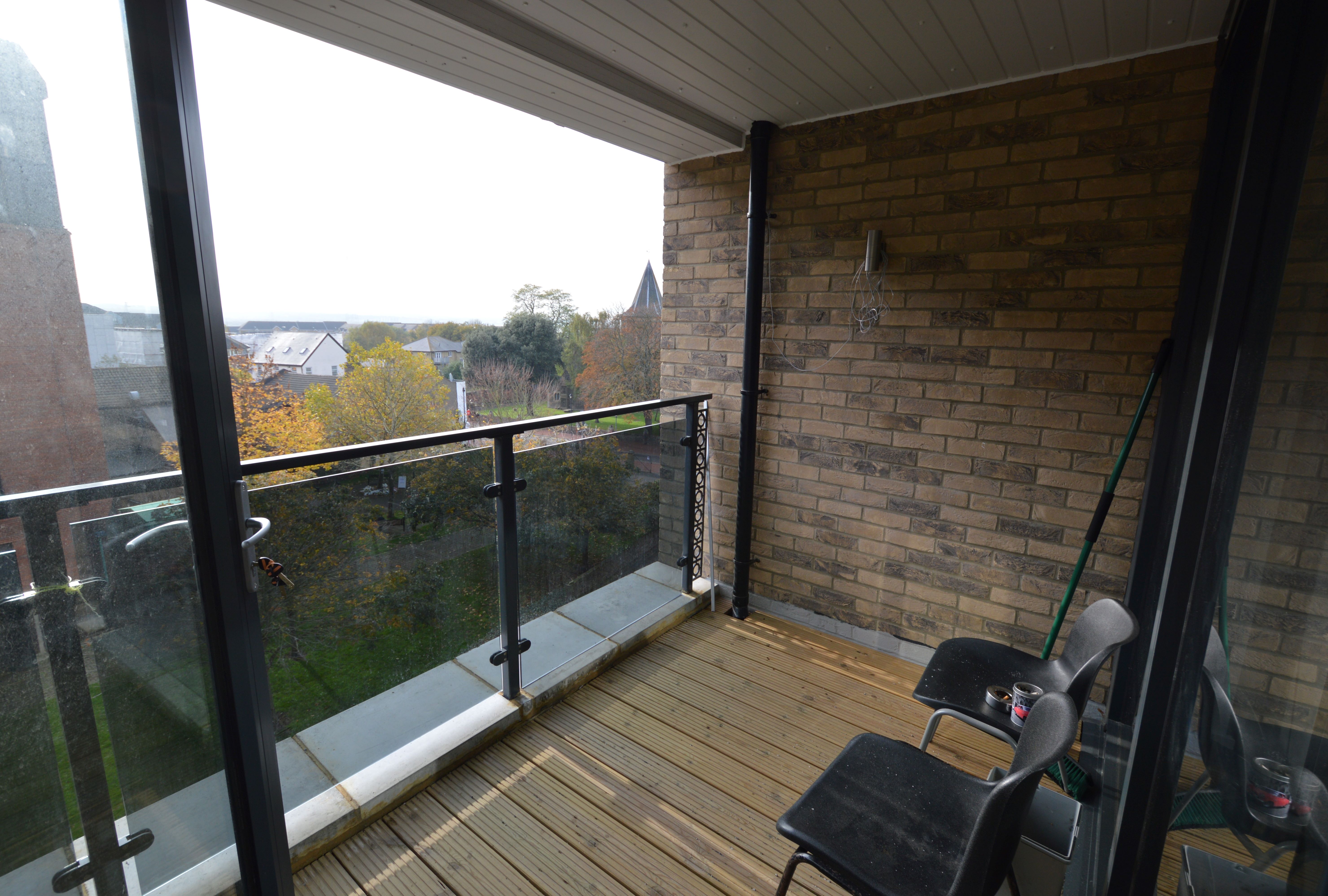 RESIDENTIAL INVESTMENT: A BRAND NEW LEASEHOLD TWO BEDROOM FOURTH FLOOR FLAT OFFERING GREAT POTENTIAL FOR BUY TO LET OR OWNER OCCUPATION