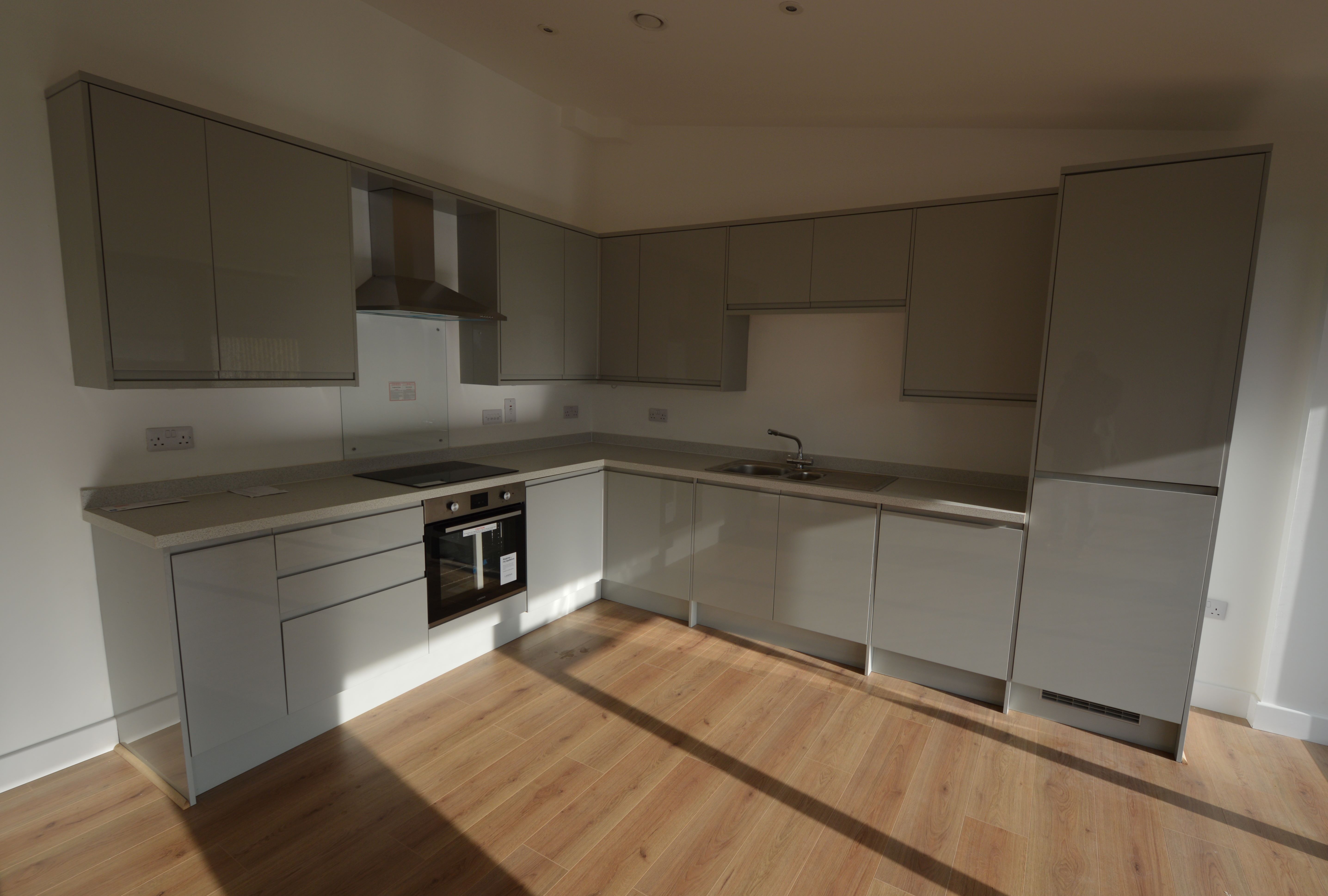 RESIDENTIAL INVESTMENT: A BRAND NEW LEASEHOLD TWO BEDROOM SIXTH FLOOR FLAT OFFERING GREAT POTENTIAL FOR BUY TO LET OR OWNER OCCUPATION