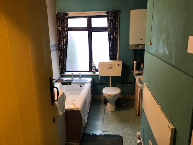 REFURBISHMENT OPPORTUNITY: A THREE BEDROOM FREEHOLD PERIOD HOUSE CLOSE TO TOWN CENTRE AND CASTLE PARK IN NEED OF REFURBISHMENT