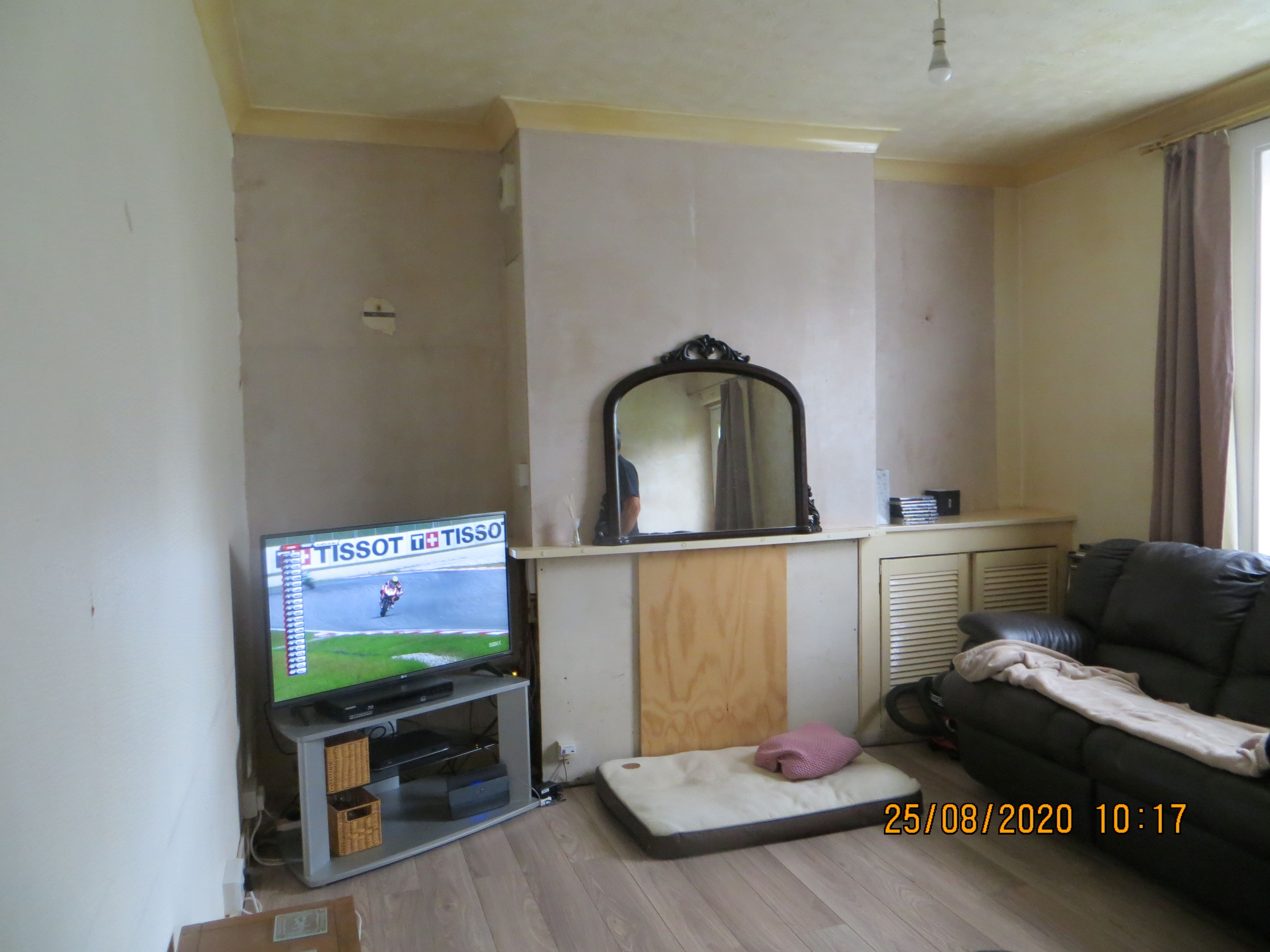 REGULATED TENANCY INVESTMENT: A FREEHOLD CHARACTER COTTAGE REQUIRING MODERNISATION TO BE SOLD  WITH A REGULATED TENANT IN SITU