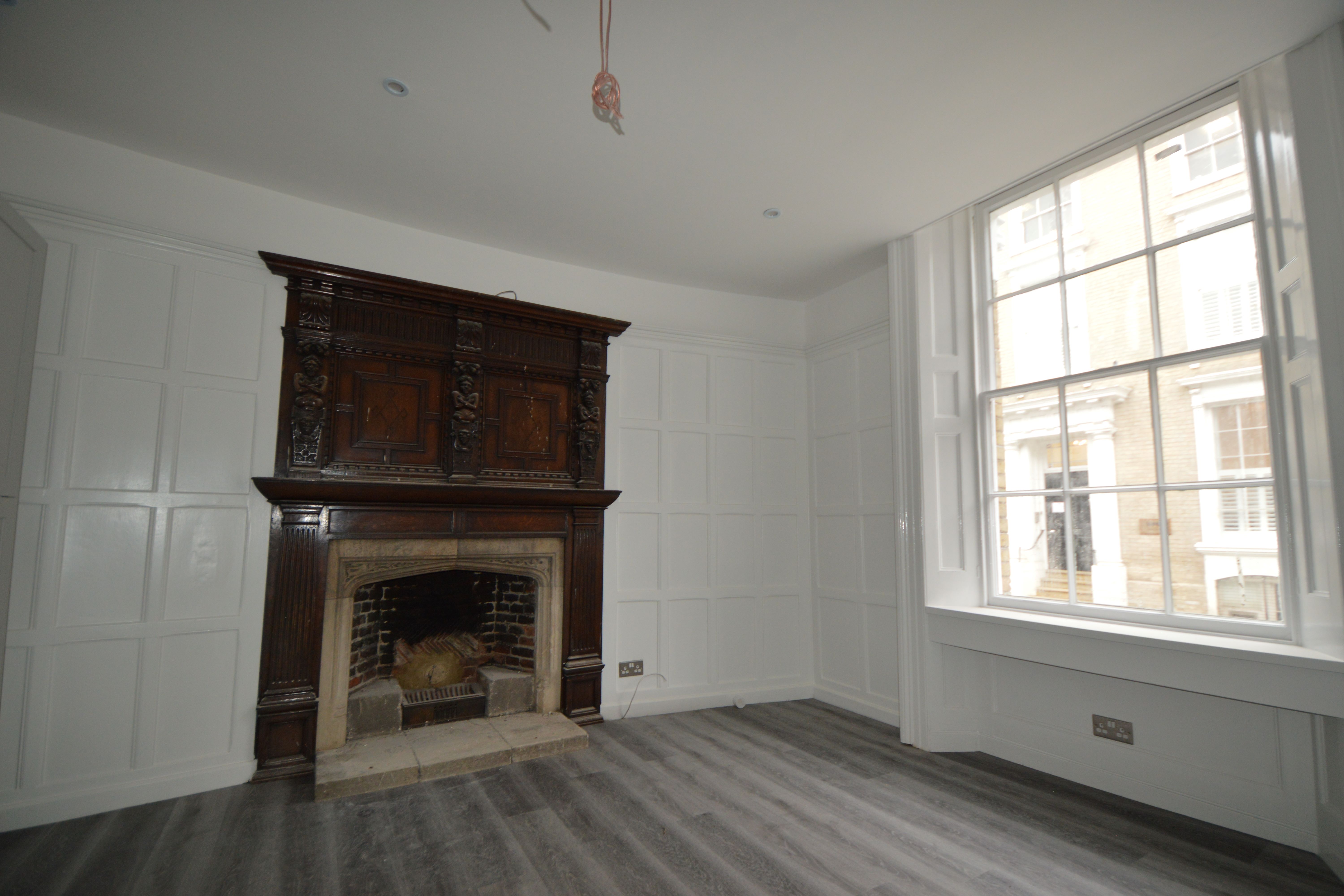 RESIDENTIAL FREEHOLD INVESTMENT: A BLOCK OF NEWLY CONVERTED LUXURY APARTMENTS WITHIN A GRADE II LISTED BUILDING IN THE CENTER OF IPSWICH.