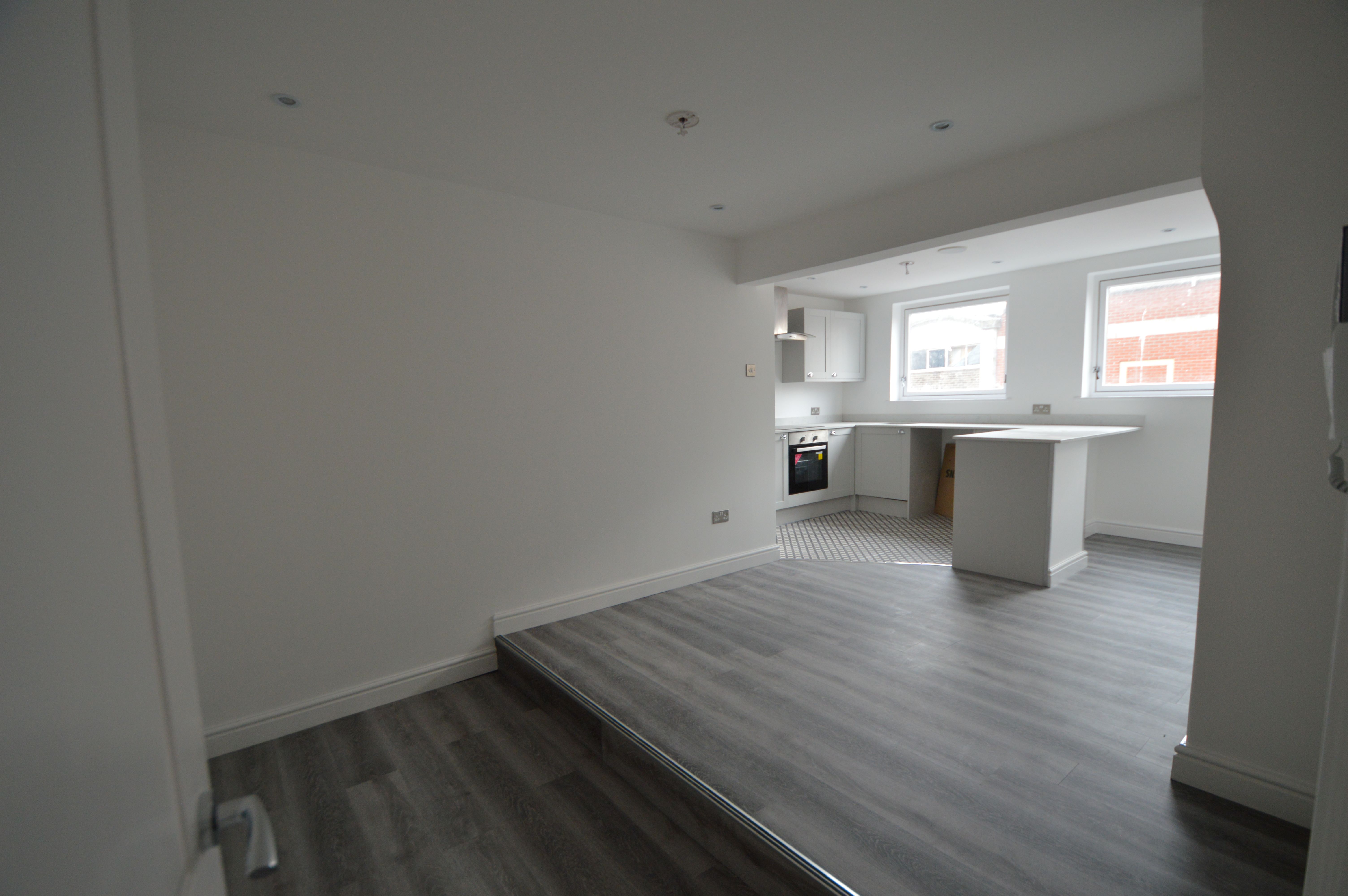 RESIDENTIAL FREEHOLD INVESTMENT: A BLOCK OF NEWLY CONVERTED LUXURY APARTMENTS WITHIN A GRADE II LISTED BUILDING IN THE CENTER OF IPSWICH.