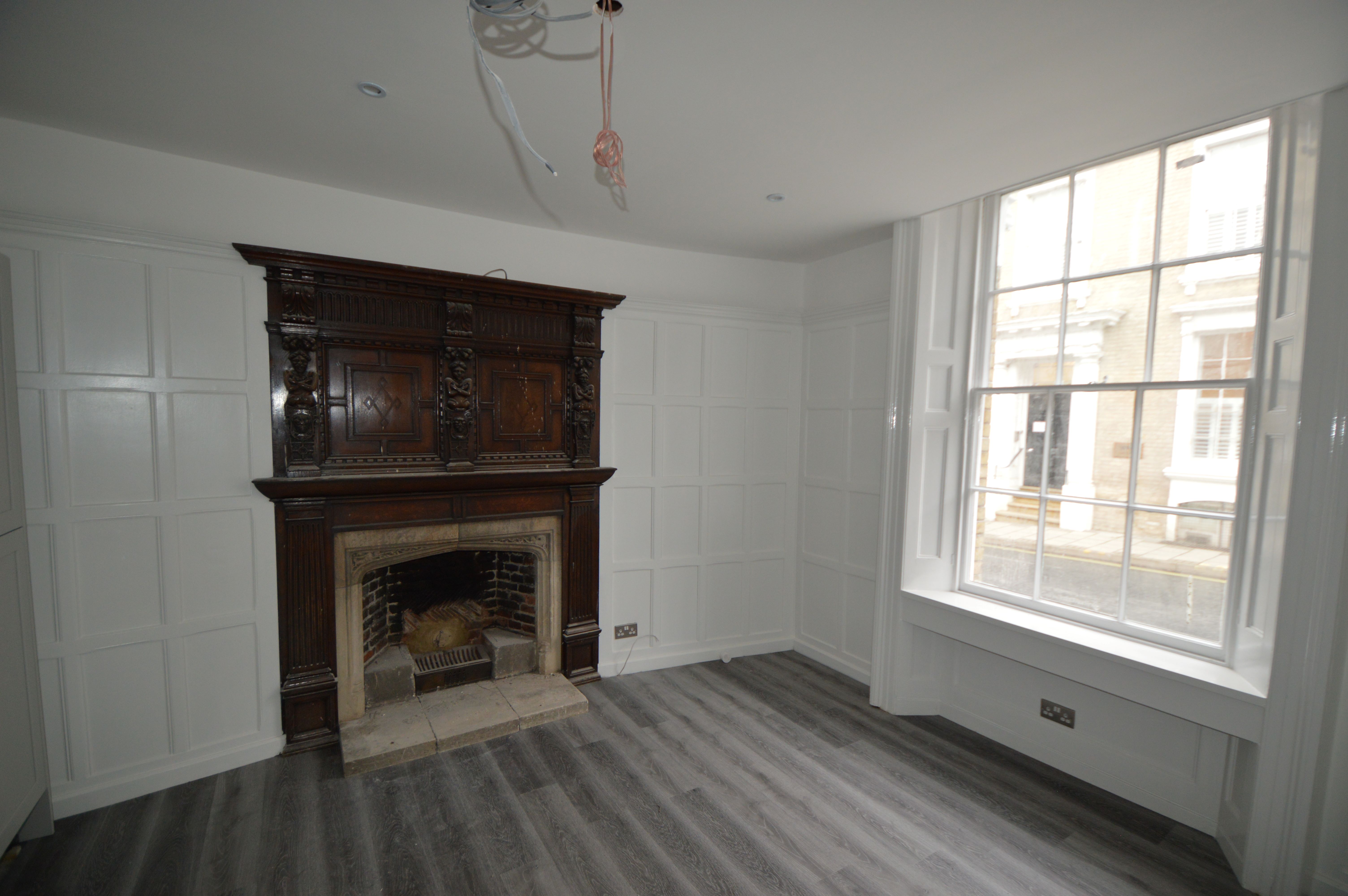 RESIDENTIAL FREEHOLD INVESTMENT: A BLOCK OF NEWLY CONVERTED LUXURY APARTMENTS WITHIN A GRADE II LISTED BUILDING IN THE CENTER OF IPSWICH.