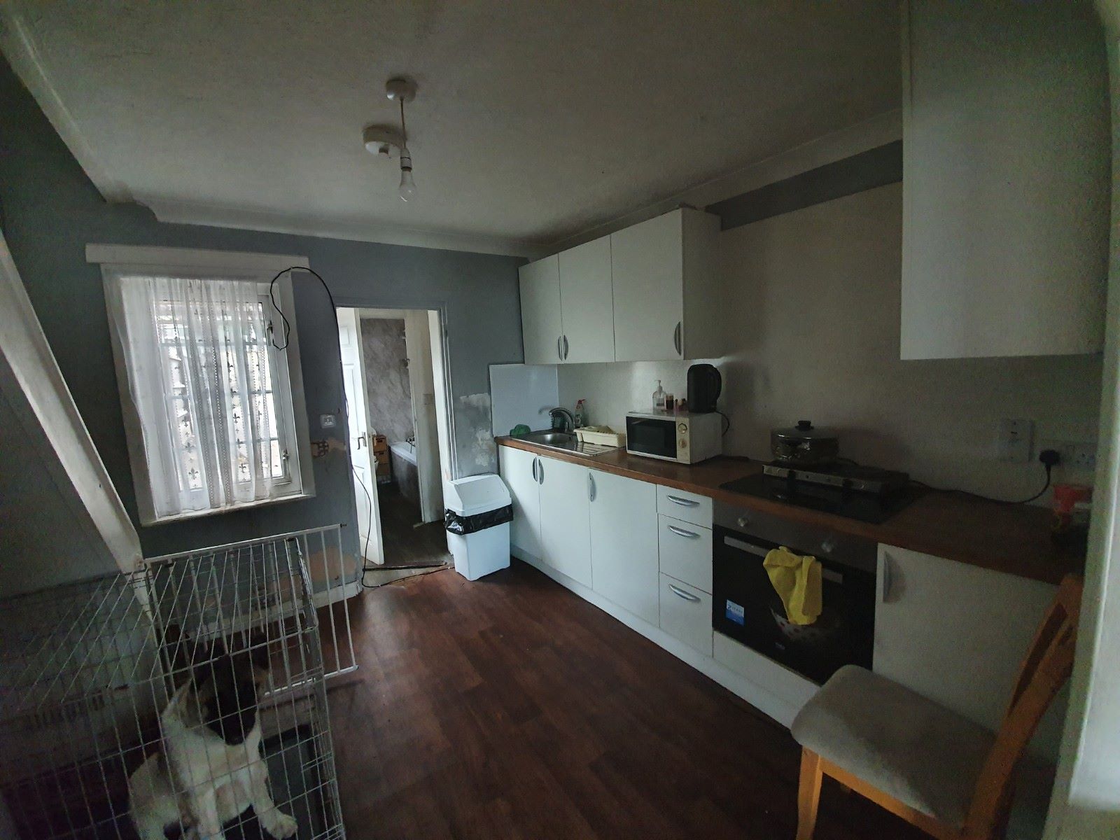 BUY TO LET INVESTMENT: A FREEHOLD TERRACED HOUSE CLOSE TO TOWN CENTRE WITH A TENANT IN OCCUPATION PRODUCING AN INCOME OF £10,200 PA