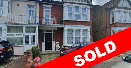 RESIDENTIAL INVESTMENT: A VACANT GROUND FLOOR FLAT WITH PRIVATE GARDEN CLOSE TO WESTCLIFF STATION OFFERED WITH A LEASE WITH 64 YEARS REMAINING
