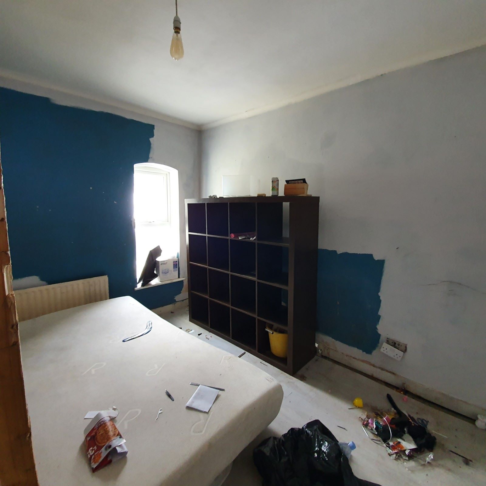 REFURBISHMENT OPPORTUNITY: VACANT FREEHOLD THREE BEDROOM HOUSE CLOSE TO SOUTHEND SEAFRONT IN NEED OF MODERNISATION