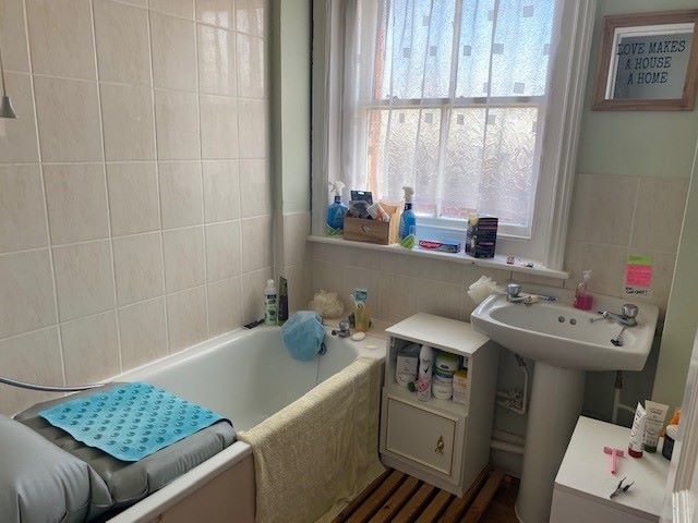 BUY TO LET INVESTMENT: TWO LONG LEASEHOLD FLATS BOTH LET OUT PRODUCING AN INCOME OF £10,800 PER ANNUM. AN 8.3% YIELD OF THE GUIDE PRICE.