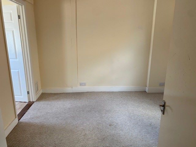 BUY TO LET INVESTMENT: TWO LONG LEASEHOLD ONE BEDROOM FLATS IN CLACTON TOWN CENTRE CONSIDERED TO BE SUITABLE AS A BUY TO LET INVESTMENT