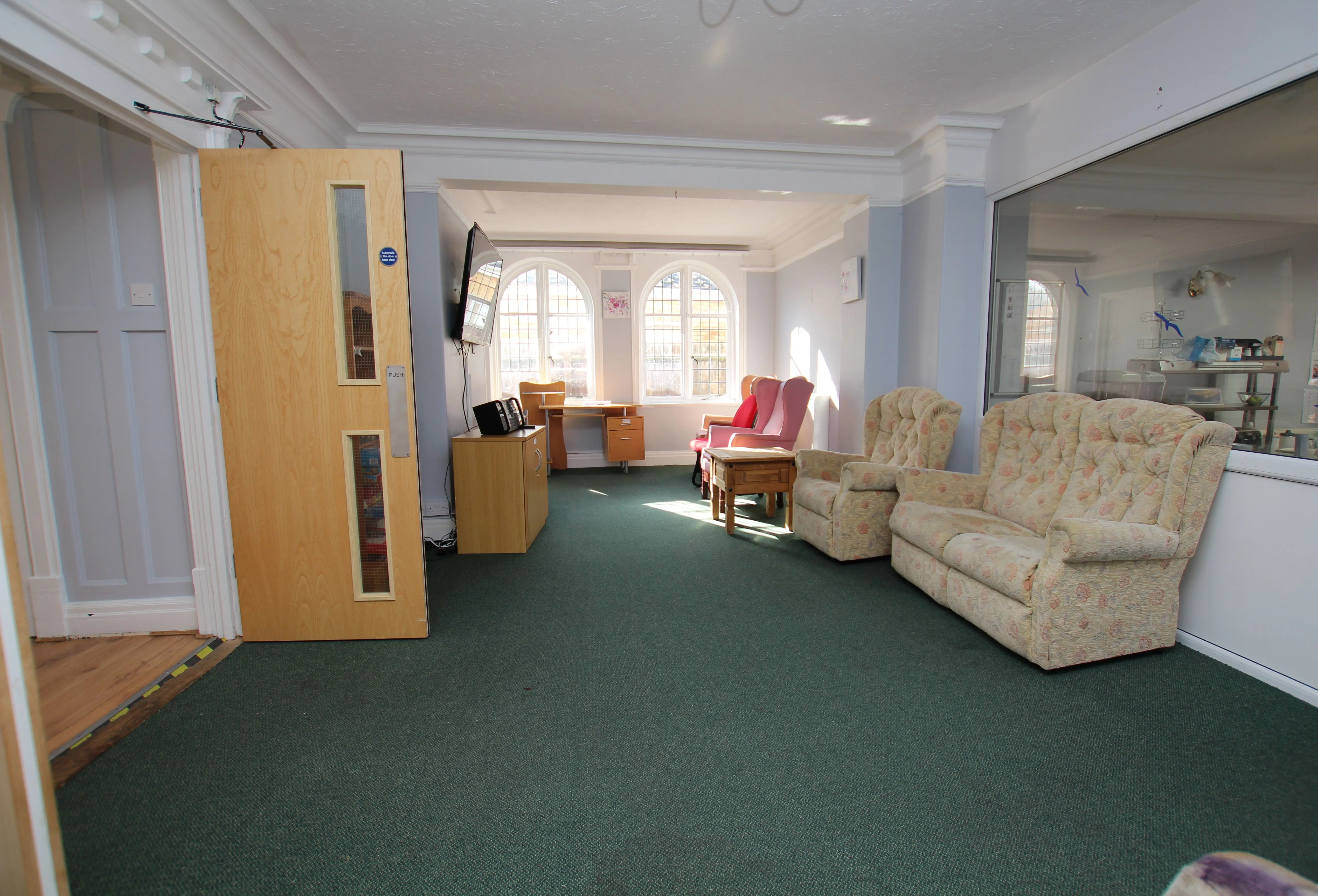 RE DEVELOPMENT OPPORTUNITY: A VACANT DETACHED FORMER CARE HOME APPROX. 12,500 SQ.FT. ON A PLOT OF 0.45 ACRES LOCATED CLOSE TO THE SEAFRONT 