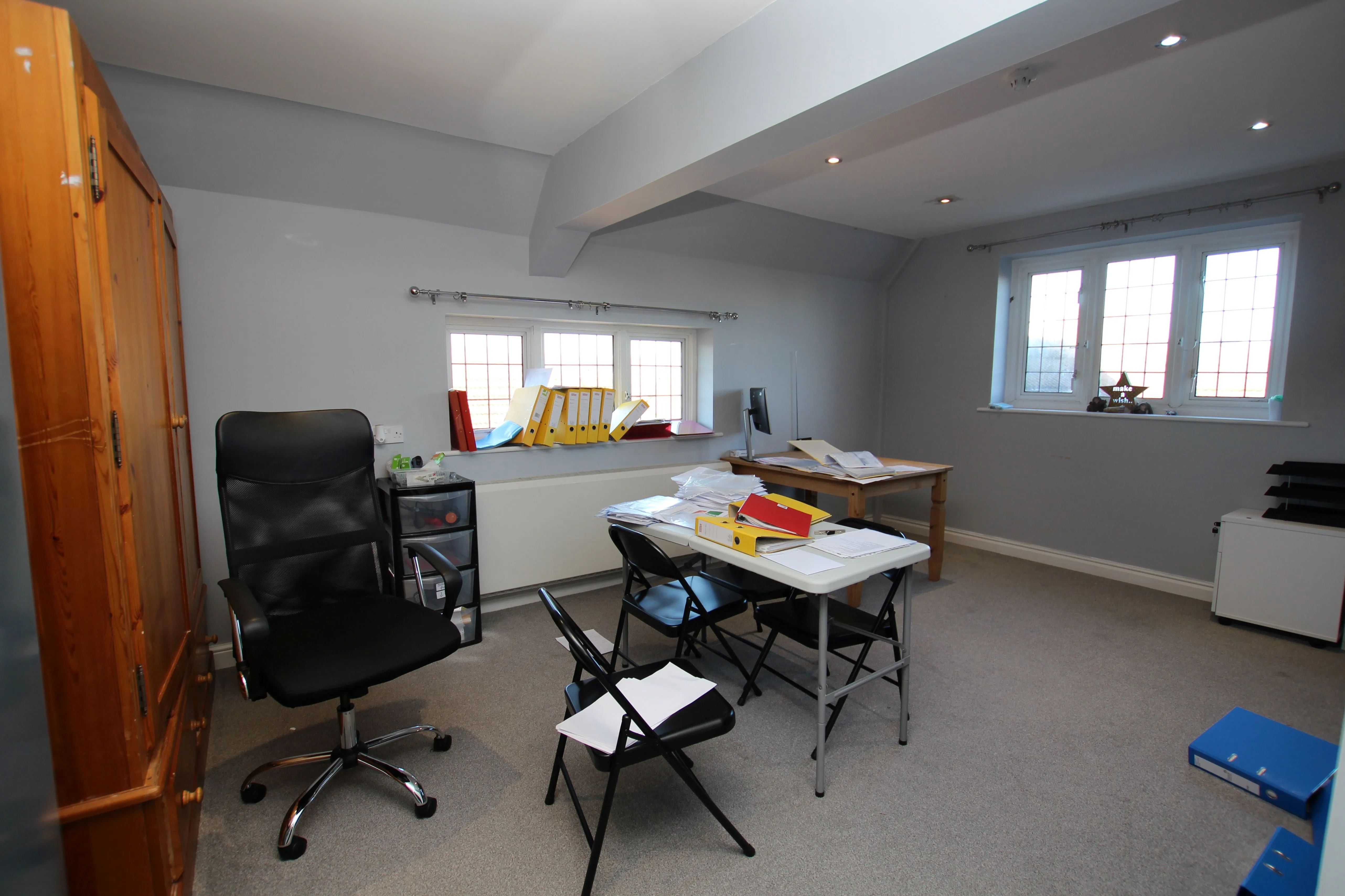 RE DEVELOPMENT OPPORTUNITY: A VACANT DETACHED FORMER CARE HOME APPROX. 12,500 SQ.FT. ON A PLOT OF 0.45 ACRES LOCATED CLOSE TO THE SEAFRONT 