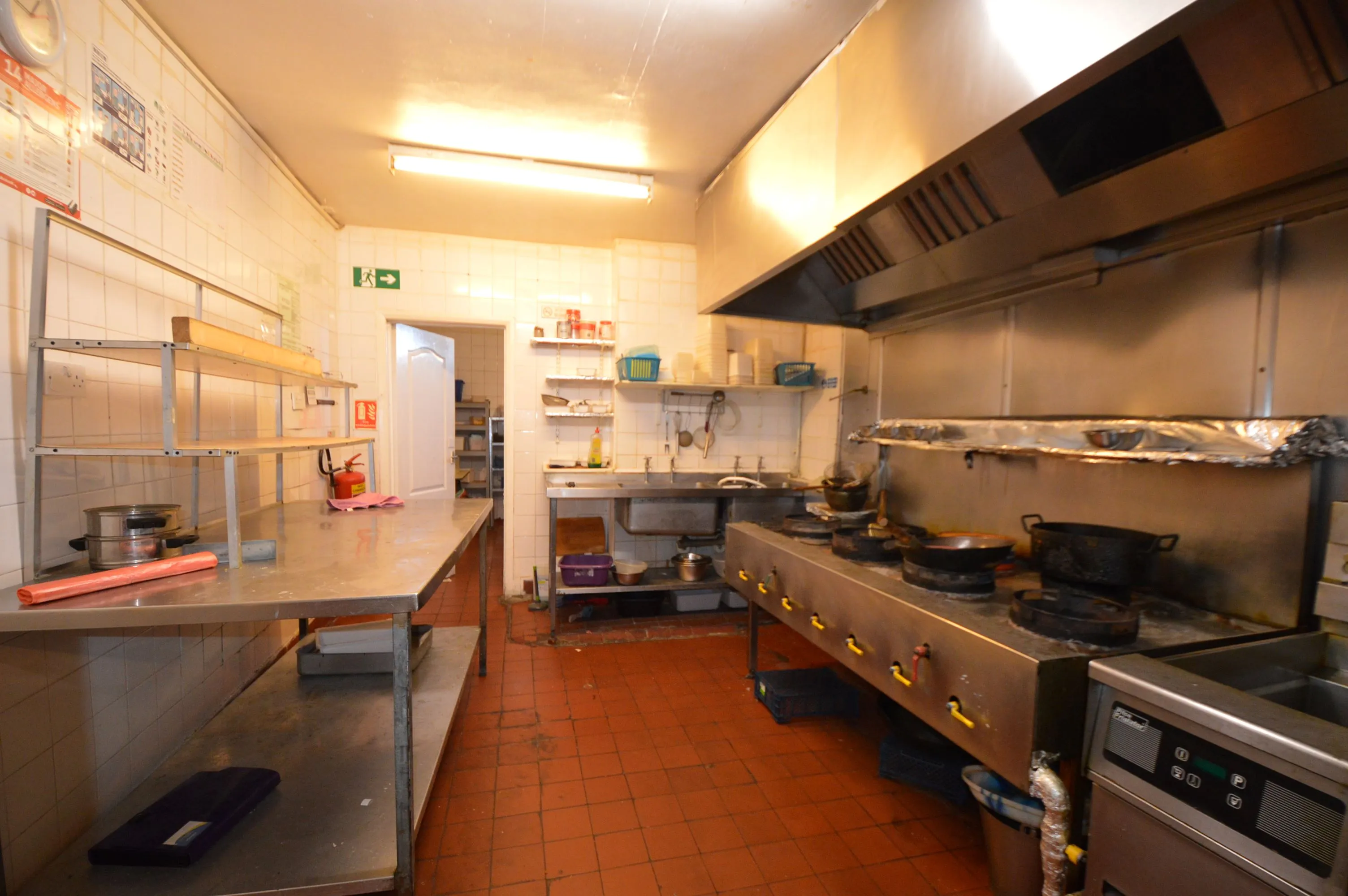 SHOP WITH UPPERS: A VACANT FREEHOLD COMMERCIAL UNIT WITH LIVING ACCOMMODATION TO THE FIRST FLOOR AND GARDEN / OUTSIDE SPACE TO REAR