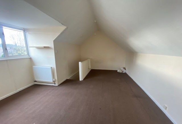 MIXED USE INVESTMENT: A FREEHOLD BUILDING CONTAINING GROUND FLOOR SHOP AND FIRST FLOOR FLAT PART LET OFFERING A POTENTIAL INCOME OF £14,700 PA