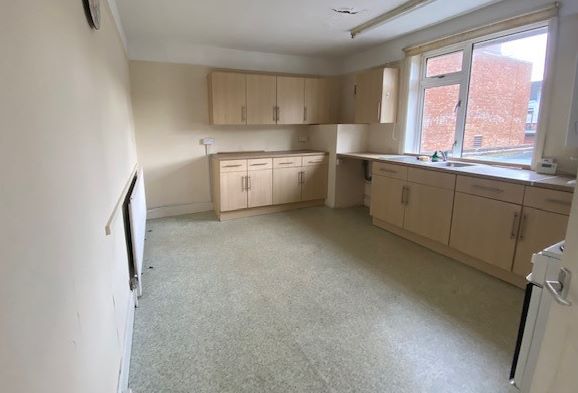 MIXED USE INVESTMENT: A FREEHOLD BUILDING CONTAINING GROUND FLOOR SHOP AND FIRST FLOOR FLAT PART LET OFFERING A POTENTIAL INCOME OF £14,700 PA