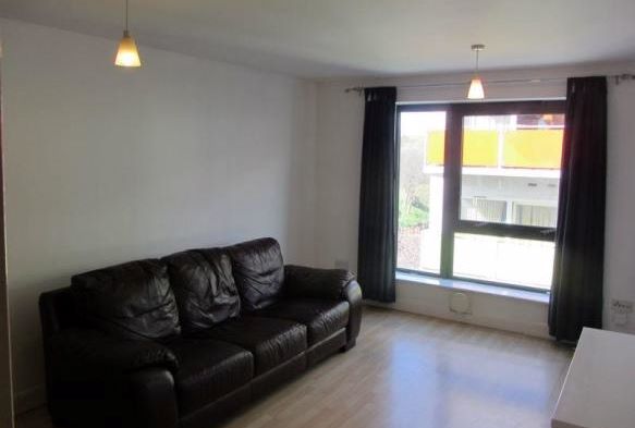BUY TO LET INVESTMENT: A SECOND FLOOR APARTMENT CLOSE TO THE CITY CENTRE WITH A TENANT IN OCCUPATION PRODUCING AN INCOME OF £8,400 PER ANNUM