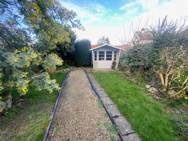 REFURBISHMENT OPPORTUNITY: AN EXTENDED FOUR BEDROOM DETACHED PERIOD HOUSE CLOSE TO THE SEAFRONT IN NEED OF MODERNISATION AND IMPROVEMENT  