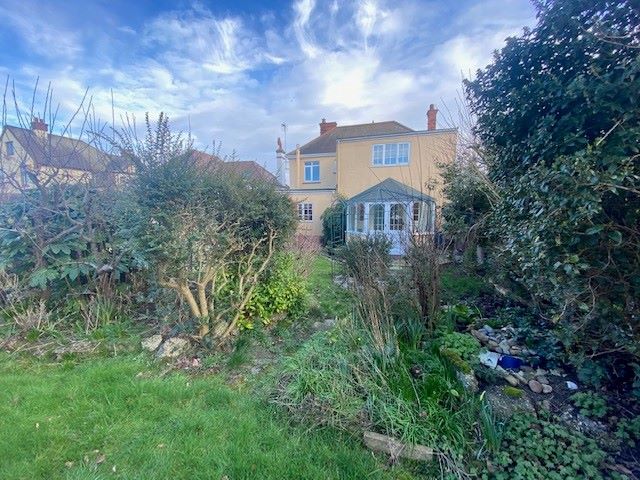 REFURBISHMENT OPPORTUNITY: AN EXTENDED FOUR BEDROOM DETACHED PERIOD HOUSE CLOSE TO THE SEAFRONT IN NEED OF MODERNISATION AND IMPROVEMENT  